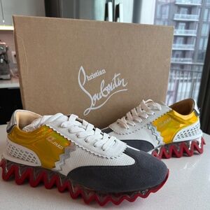 Christian Louboutin - LOUBISHARK FLAT - BRAND NEW